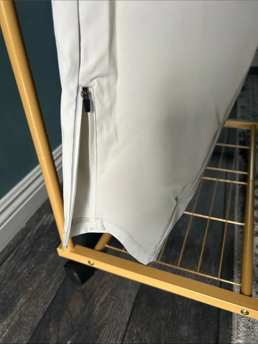 Kenneth Cole Men's cream XL NWT Drawstring Joggers